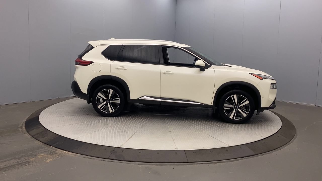 Used 2023 Nissan Rogue SL AWD/4WD image 6
