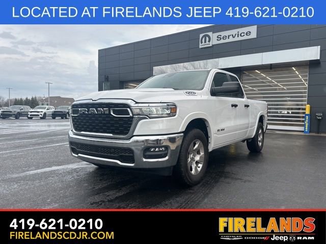 Used 2025 RAM 1500 Big Horn AWD/4WD image 3