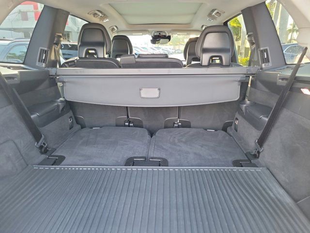Used 2022 Volvo XC90 T6 Momentum w/ Protection Package Premier image 8