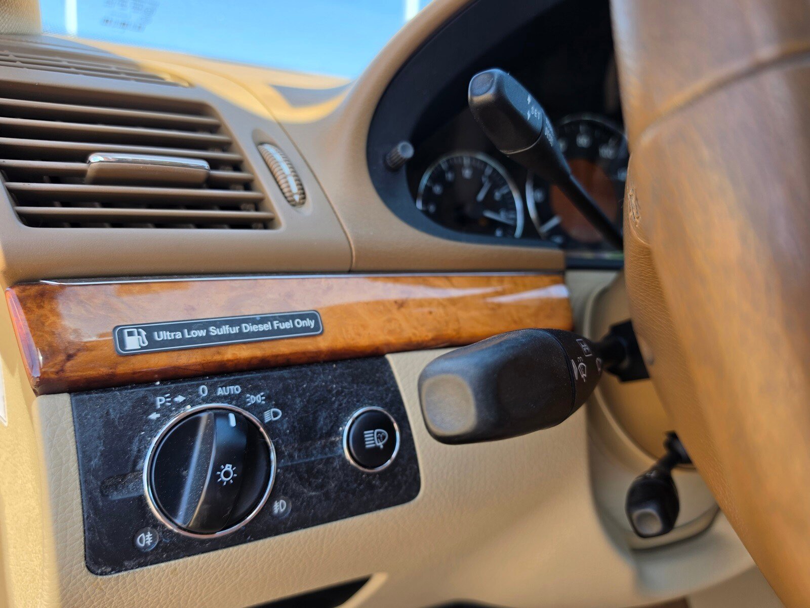 Used 2007 Mercedes-Benz E 320 BlueTEC Sedan image 19