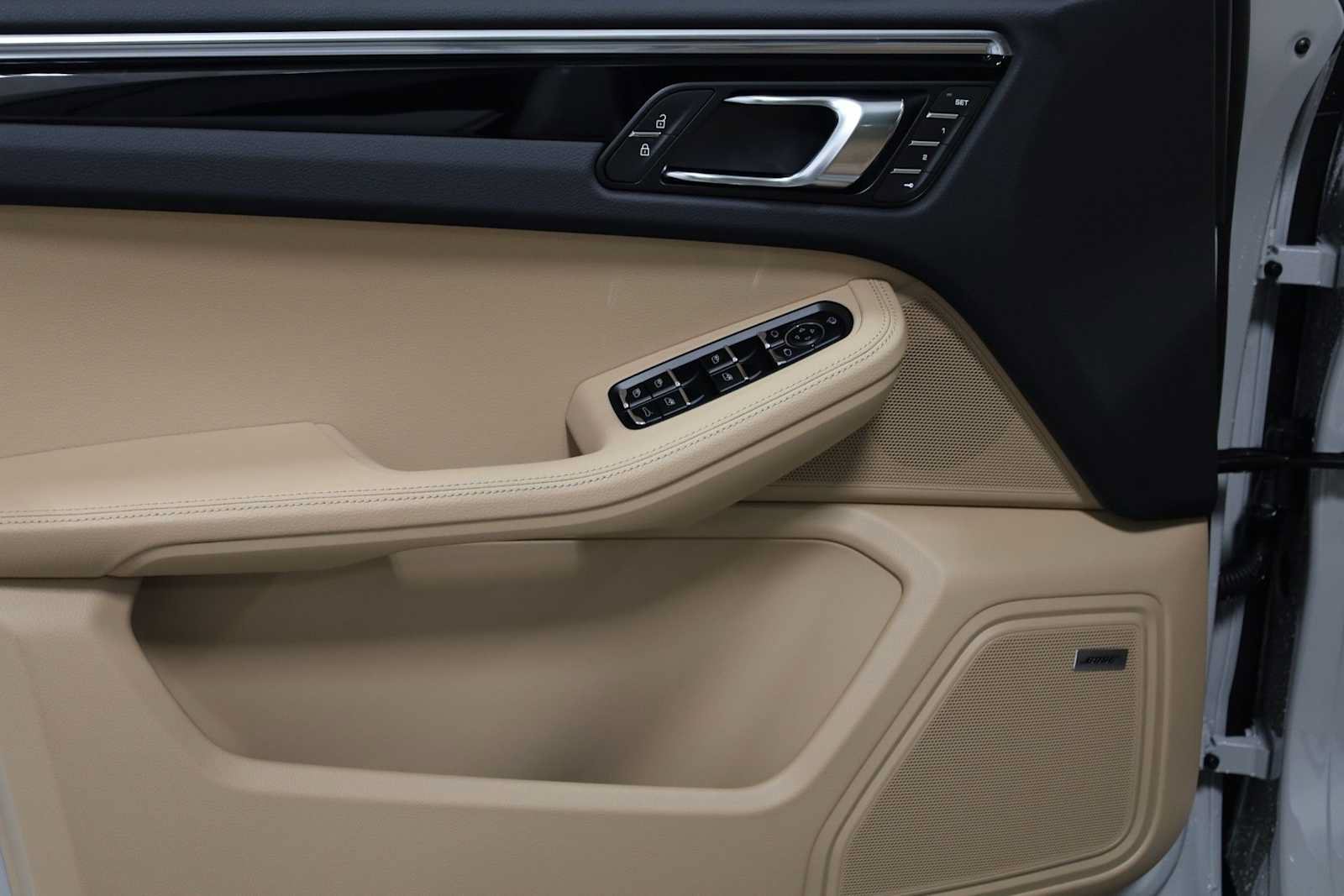 New 2026 Porsche Macan S AWD/4WD image 17