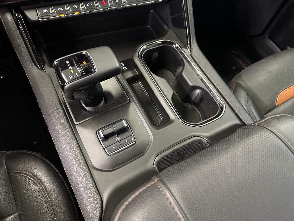Used 2024 GMC Sierra 1500 AT4 w/ Technology Package AWD/4WD image 19