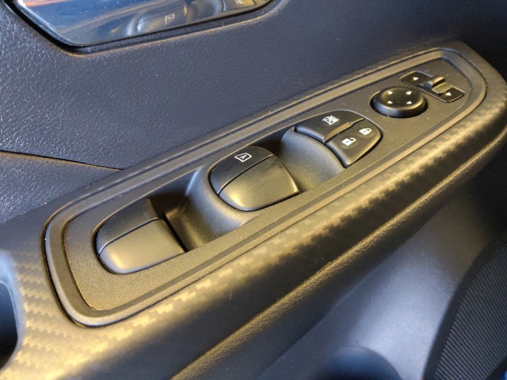 Used 2024 Nissan Versa SV w/ Trunk Package image 27