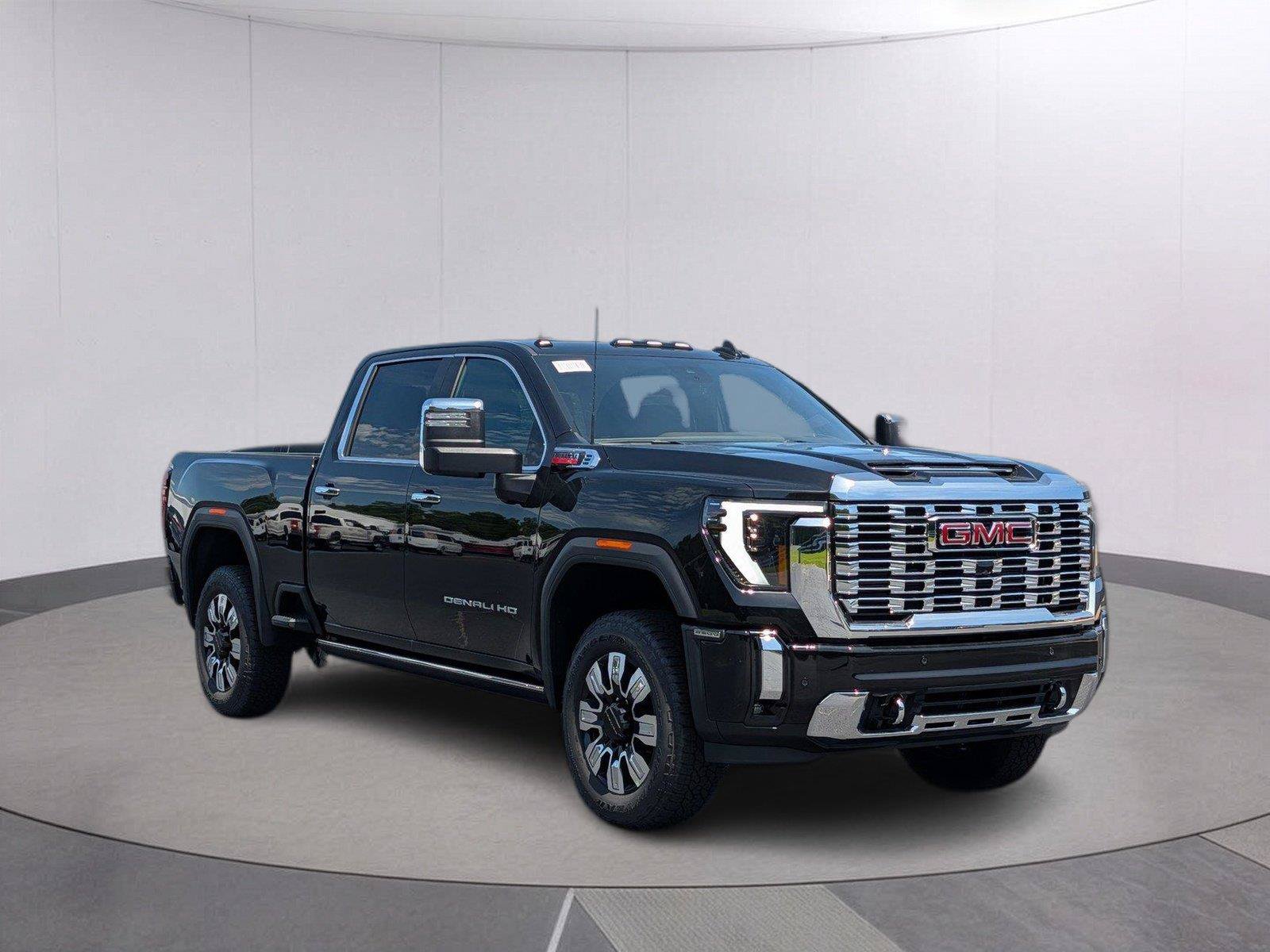 New 2026 GMC Sierra 2500 Denali w/ Denali Reserve Package AWD/4WD image 8