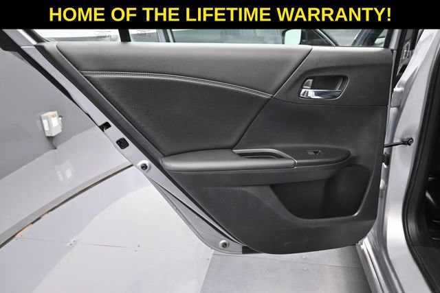Used 2016 Honda Accord Sport image 37
