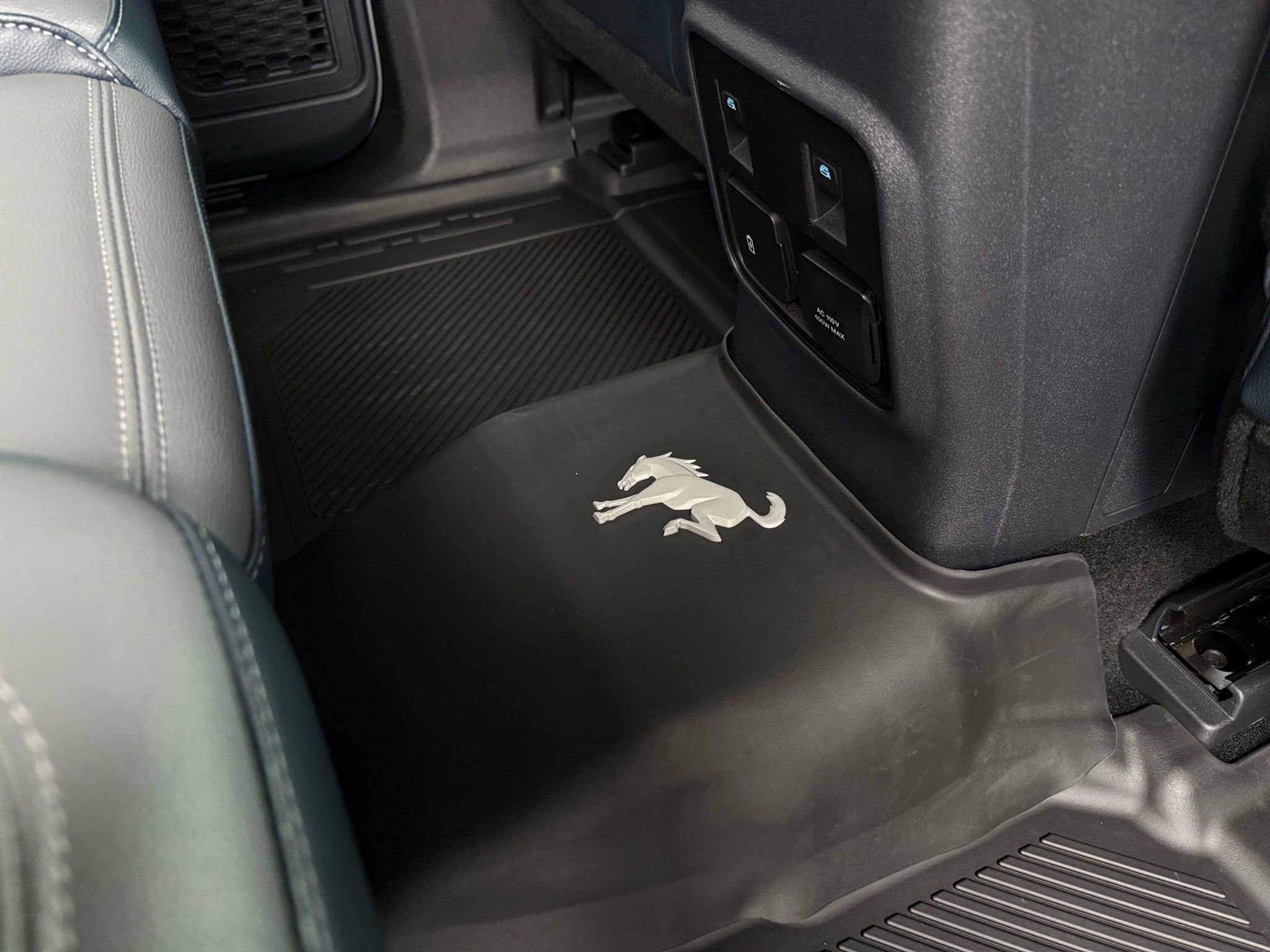 Used 2024 Ford Bronco Outer Banks image 38