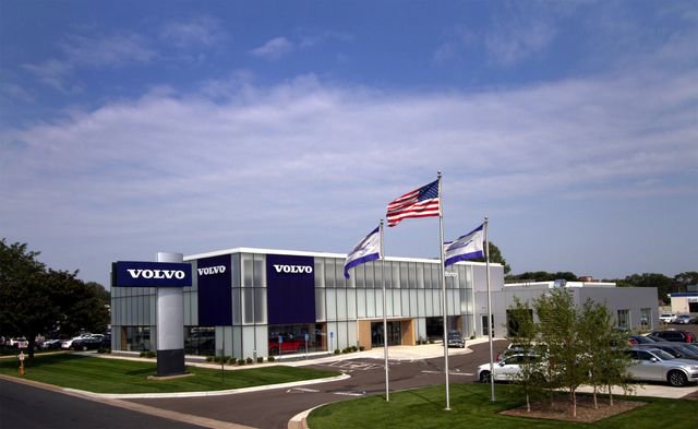 Certified 2025 Volvo XC60 B5 Core image 38