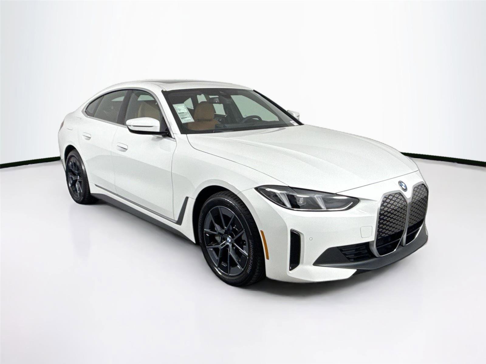 Used 2025 BMW i4 eDrive40 w/ Premium Package image 4