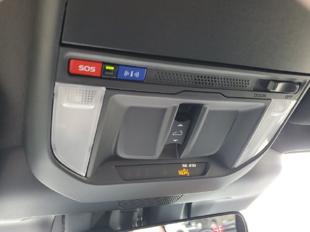 Used 2025 Subaru Forester Limited AWD/4WD image 19