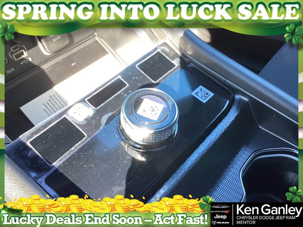 New 2025 Jeep Grand Cherokee L Laredo w/ Luxury Tech Group I image 13