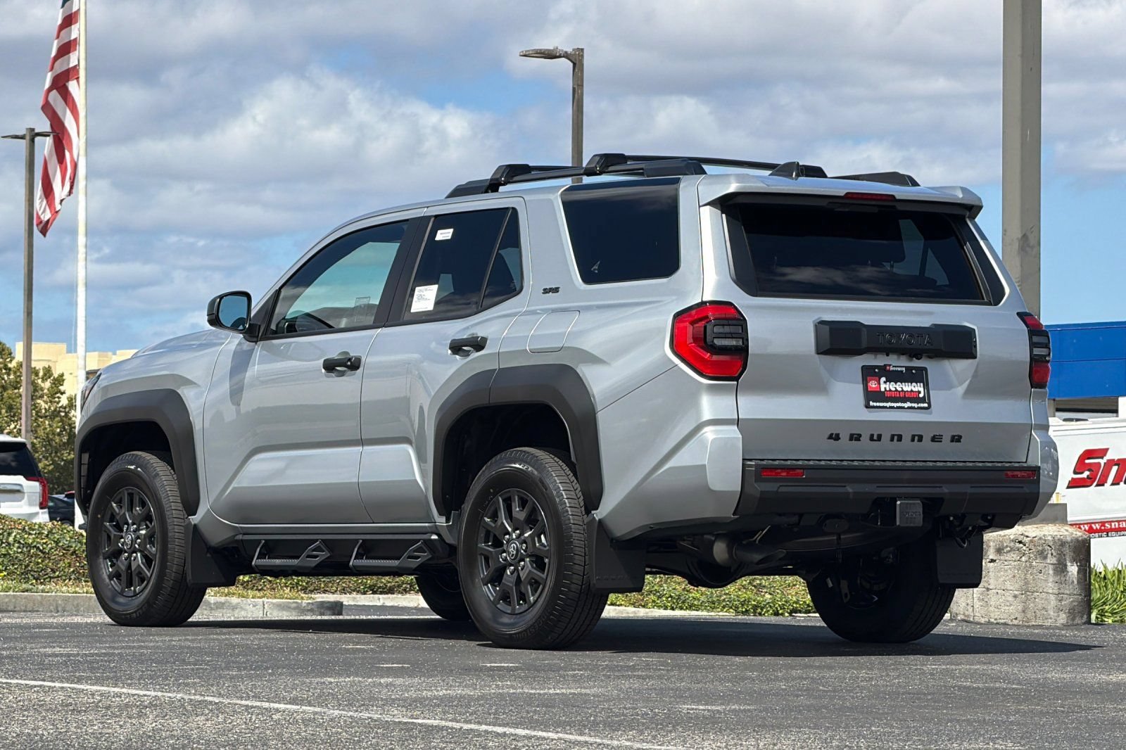 New 2026 Toyota 4Runner SR5 AWD/4WD image 6