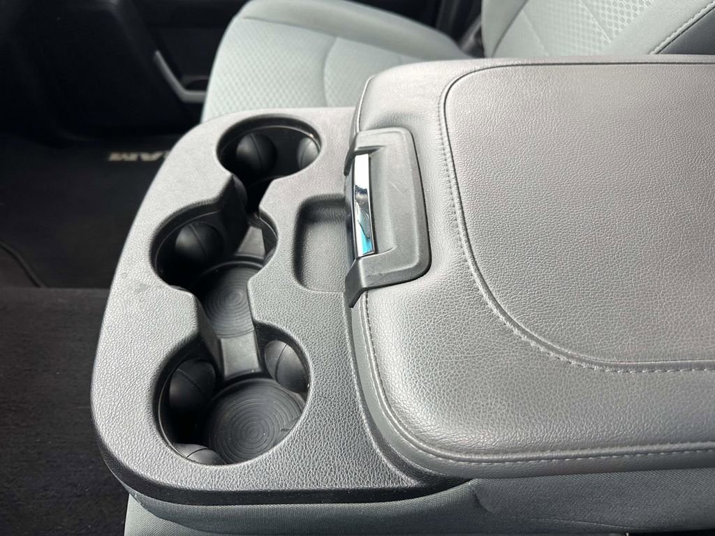 Used 2016 RAM 1500 Classic SLT image 26