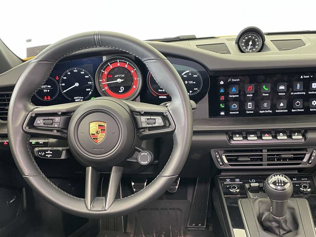 Certified 2024 Porsche 911 Carrera GTS RWD image 23