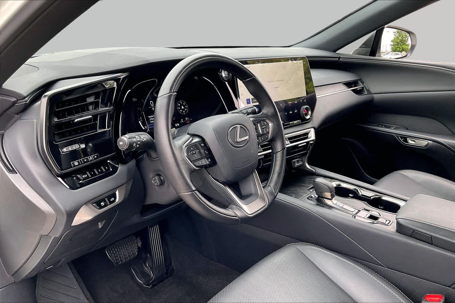 Used 2025 Lexus RX 350 Premium w/ Accessory Package (K3) FWD image 15