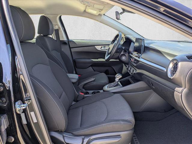 Used 2023 Kia Forte LXS FWD image 19