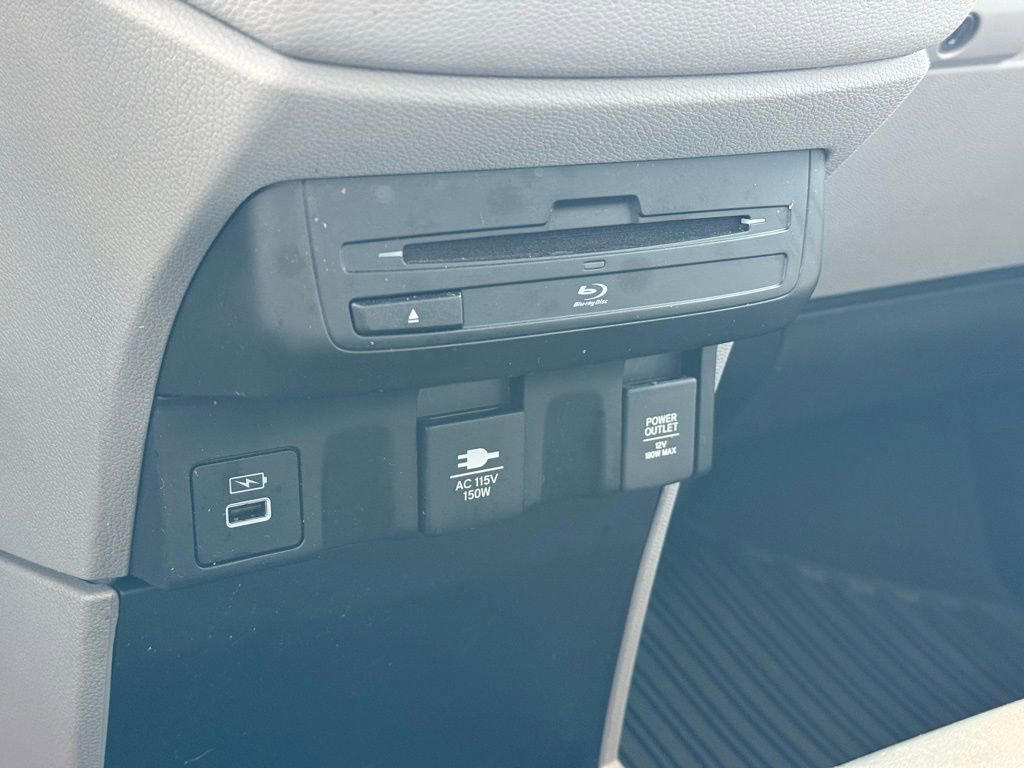 Used 2022 Honda Odyssey Elite image 26