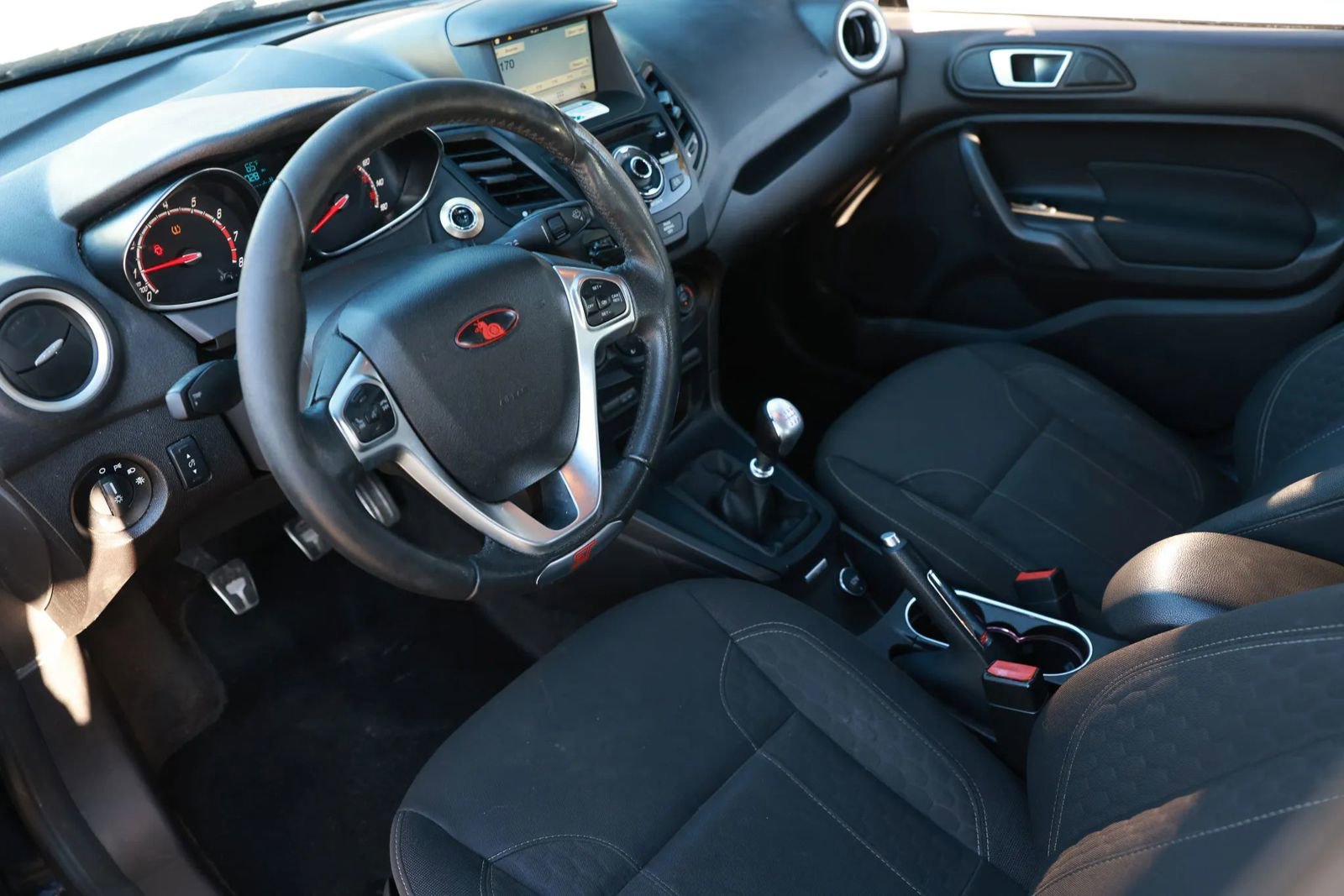 Used 2016 Ford Fiesta ST FWD image 13