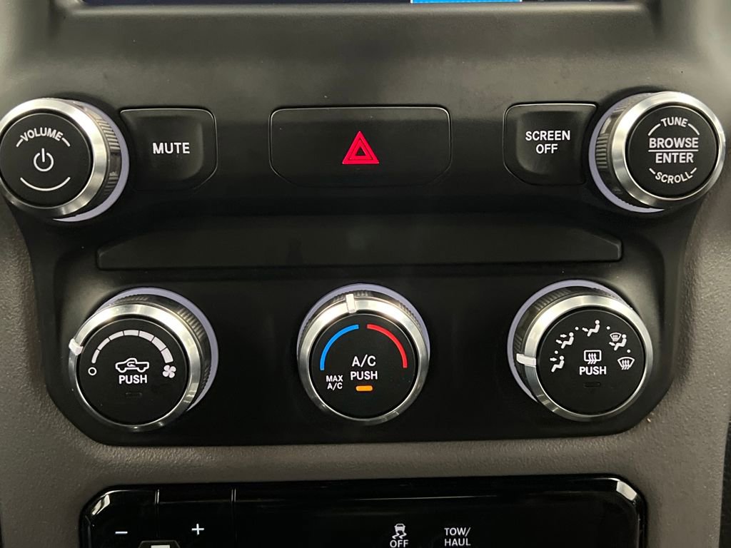 Used 2024 RAM 2500 Big Horn image 39