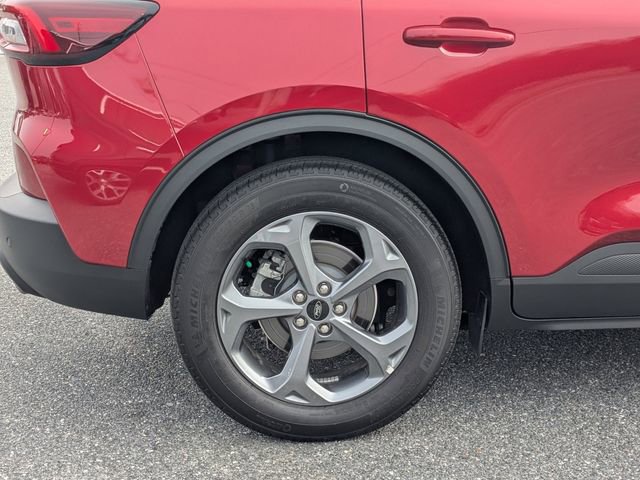 Used 2025 Ford Escape ST-Line w/ Tech Pack #1 image 12