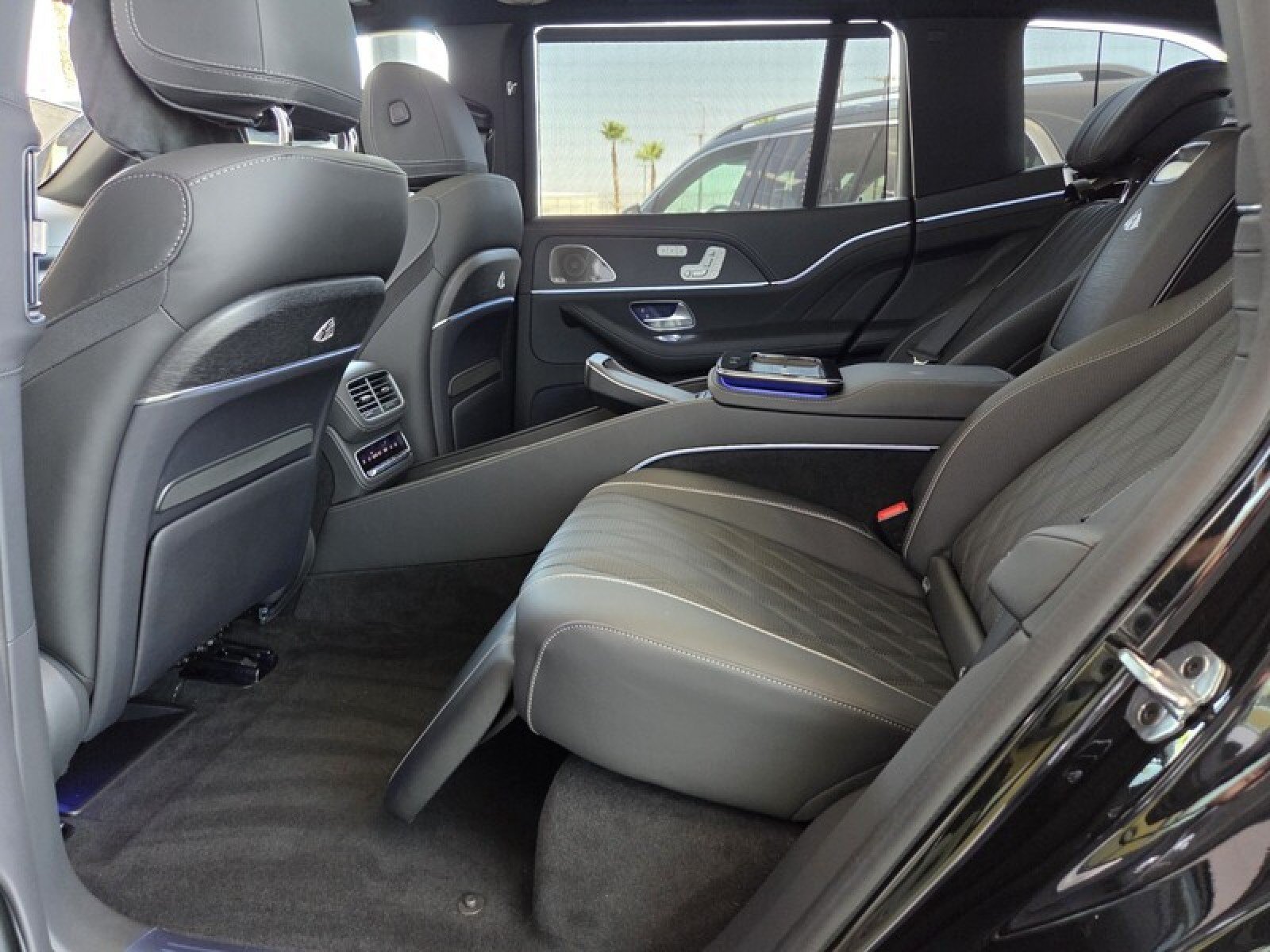 New 2026 Mercedes-Benz Maybach GLS 600 4MATIC image 13