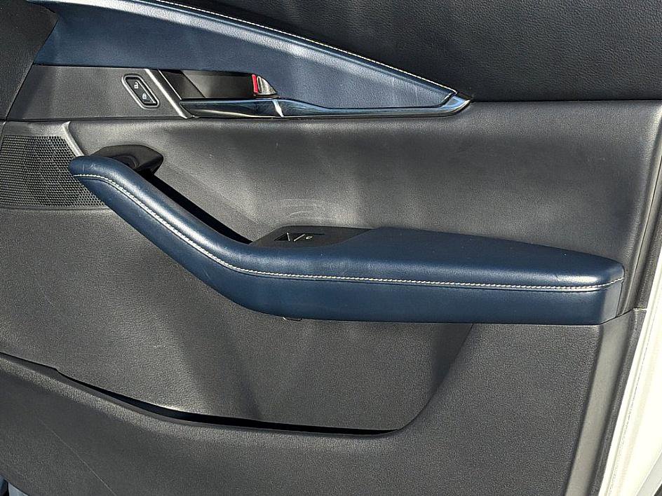 Used 2021 MAZDA CX-30 FWD 2.5 S w/ Preferred Package image 24