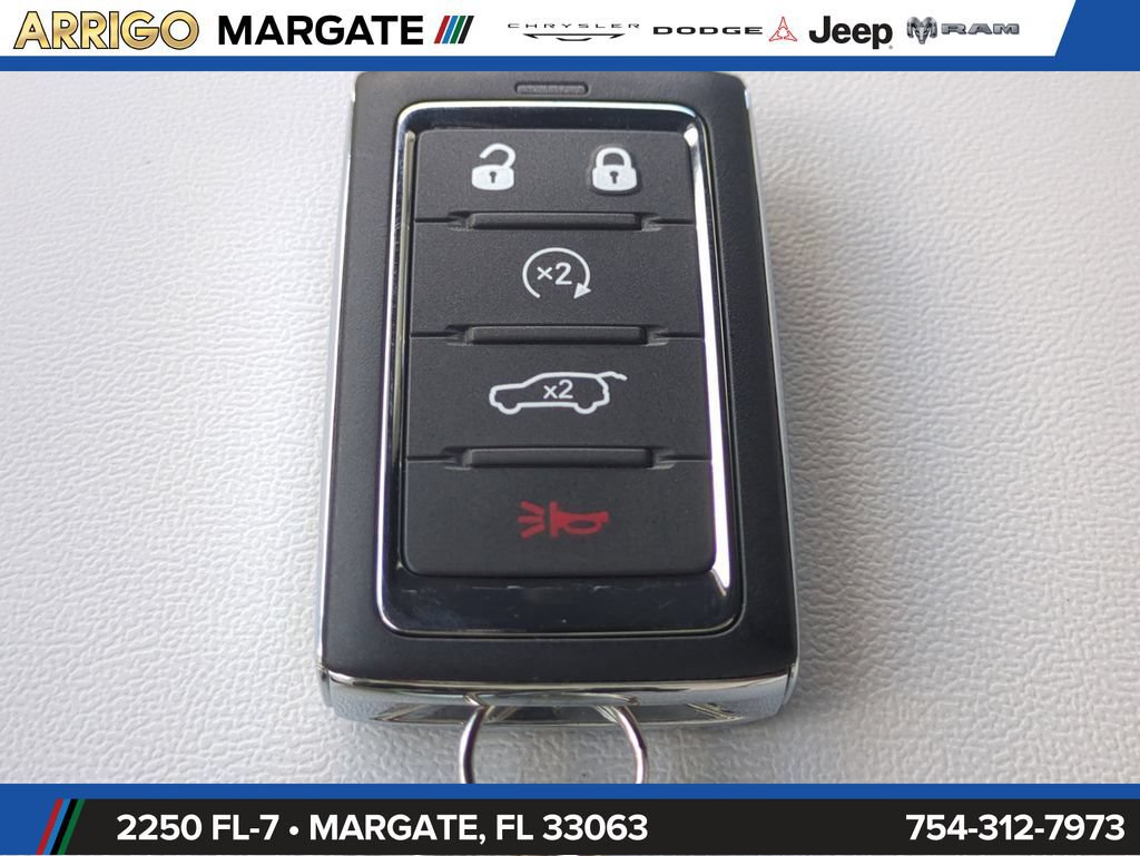 New 2026 Jeep Cherokee Limited AWD/4WD image 32