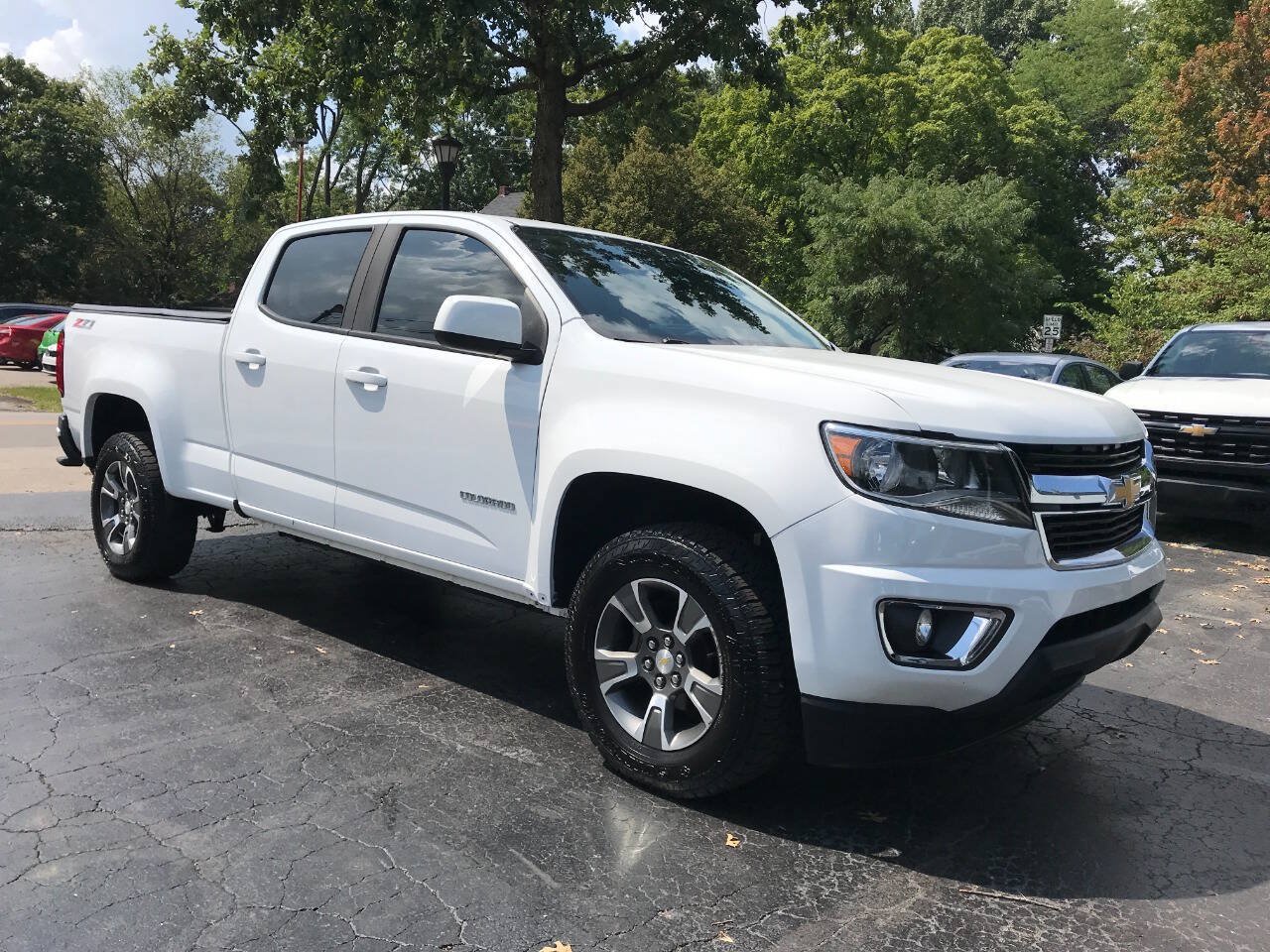 Used 2020 Chevrolet Colorado Z71 AWD/4WD image 2