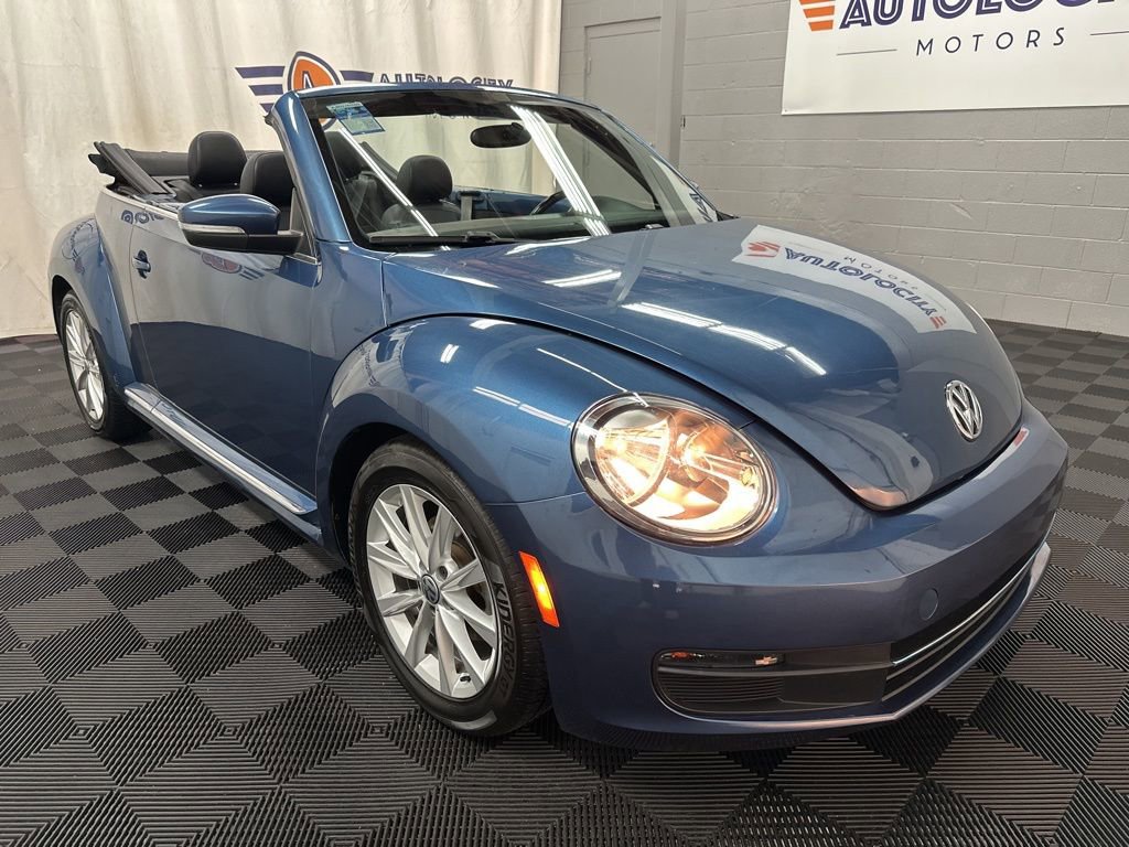 Used 2018 Volkswagen Beetle 2.0T S image 12