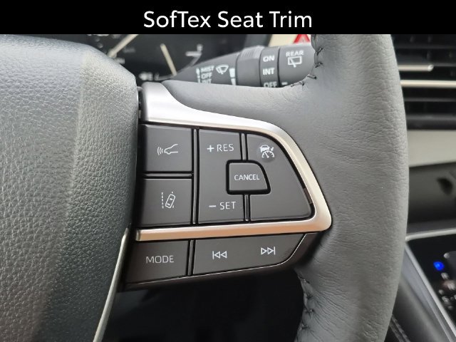 Certified 2026 Toyota Sienna XLE FWD image 19
