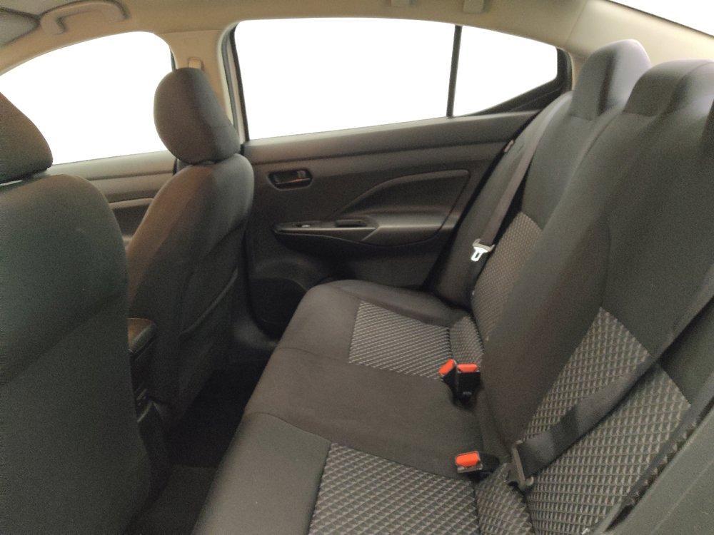Used 2020 Nissan Versa S FWD image 18