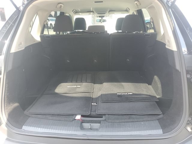 Used 2021 Nissan Rogue SV FWD image 6