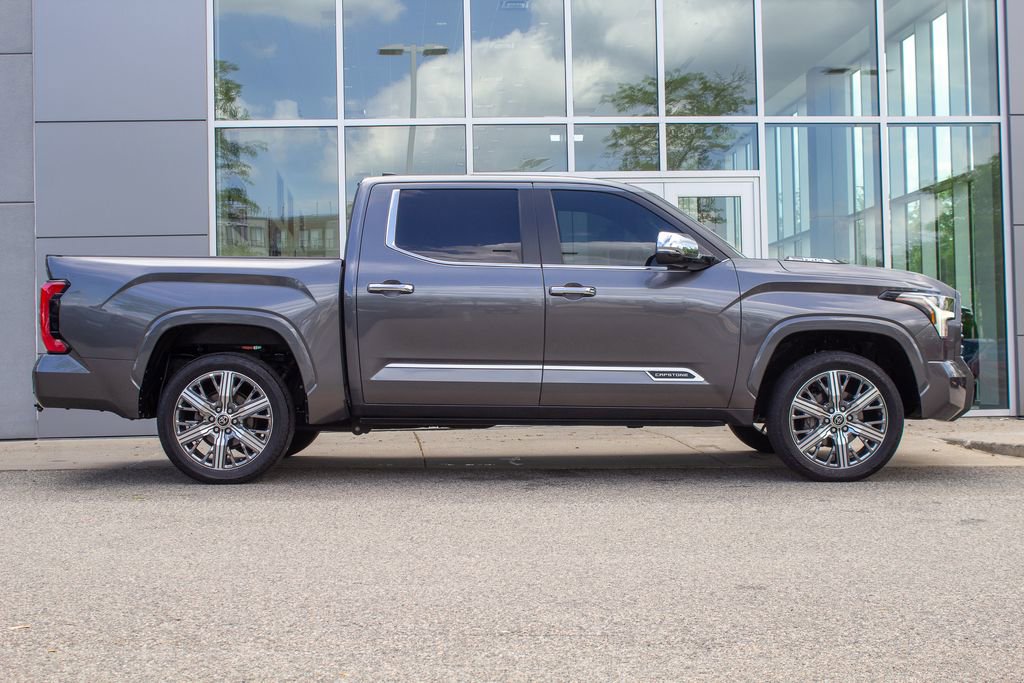 Used 2024 Toyota Tundra Capstone AWD/4WD image 4