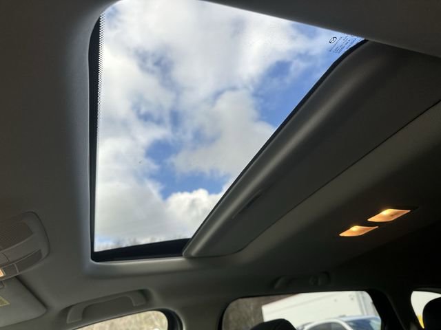 Used 2023 MAZDA CX-9 Touring image 18