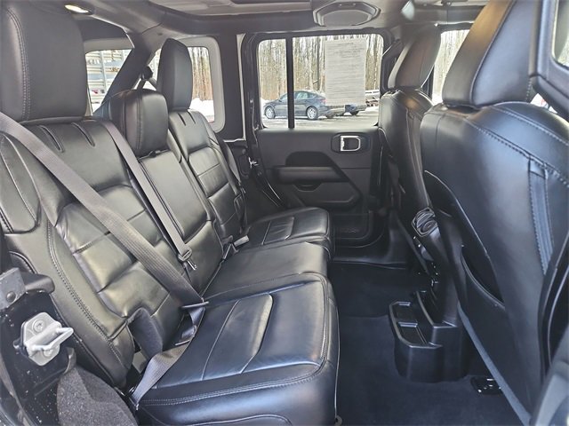 Used 2021 Jeep Wrangler Unlimited Sahara image 26