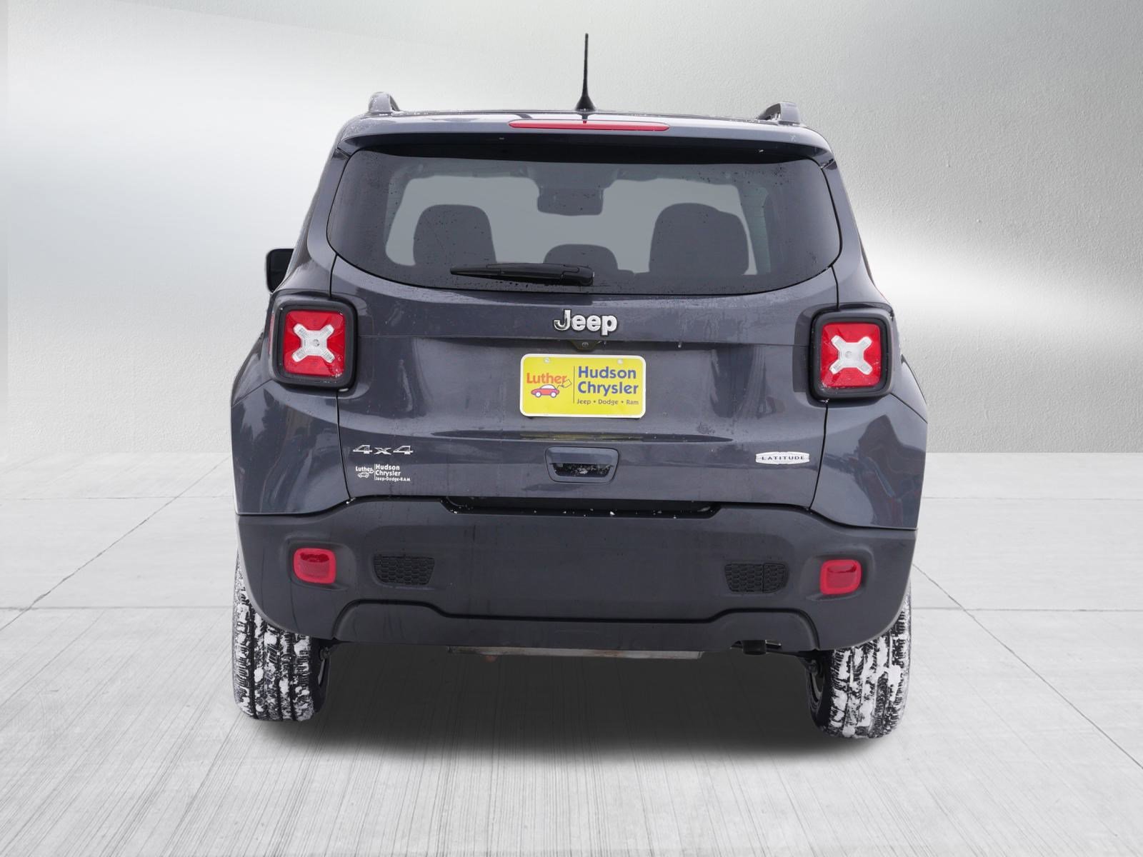 Certified 2022 Jeep Renegade Latitude w/ Convenience Group image 6