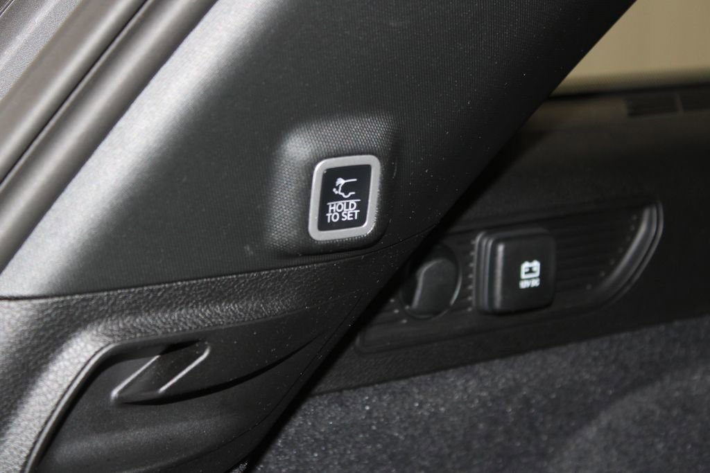Used 2024 Jeep Grand Cherokee Summit image 32