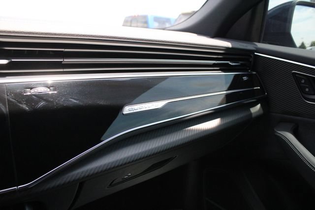 Used 2024 Audi SQ8 Premium Plus w/ S Sport Package AWD/4WD image 19