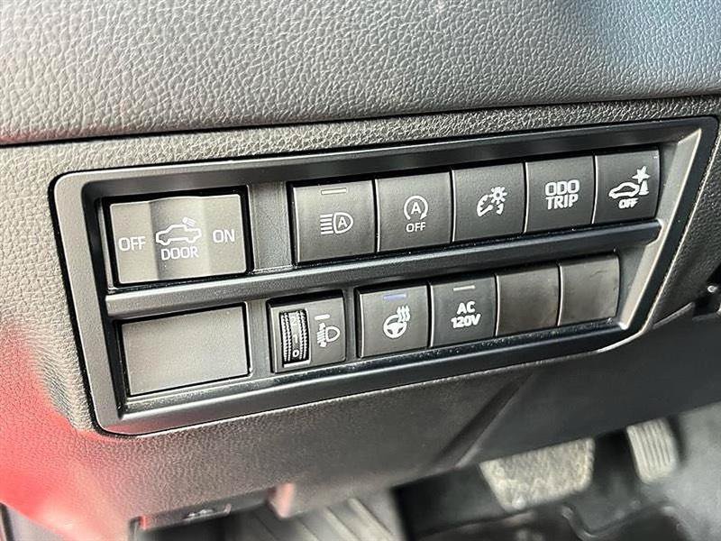 Used 2023 Toyota Tundra Limited AWD/4WD image 28