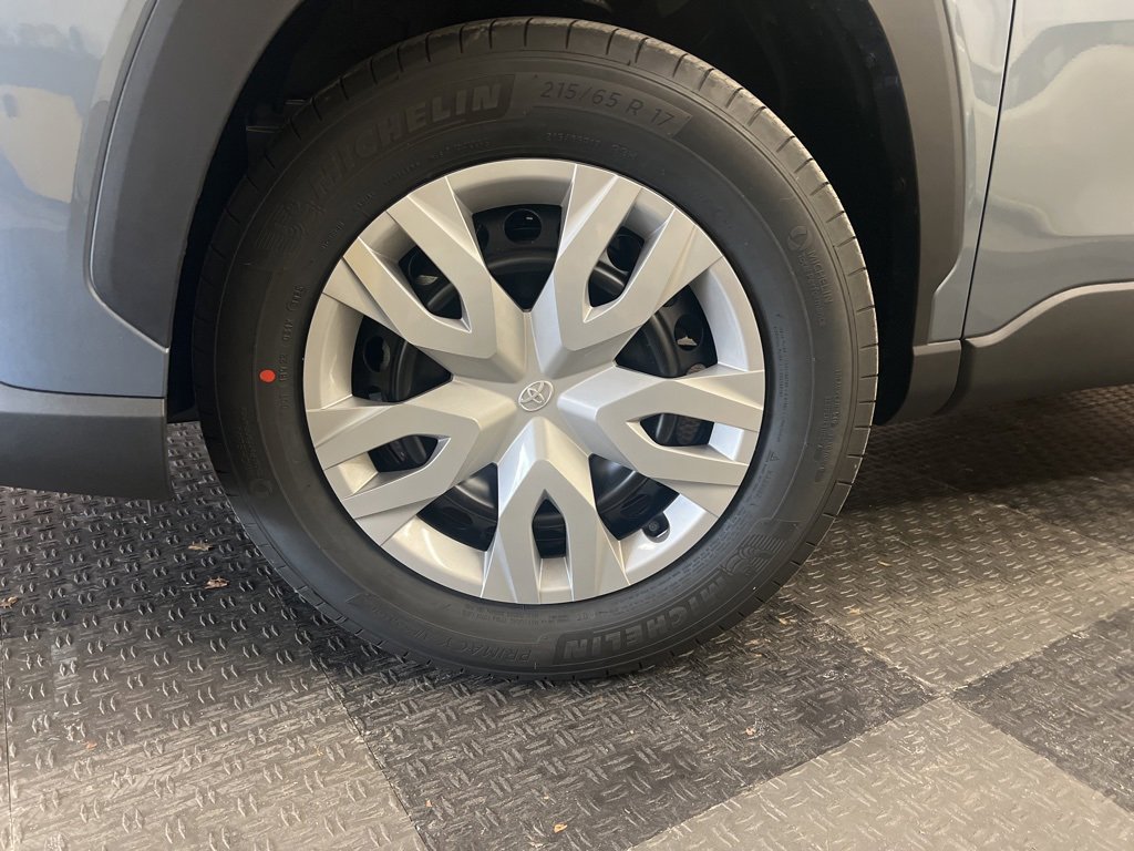 New 2026 Toyota Corolla Cross L image 2