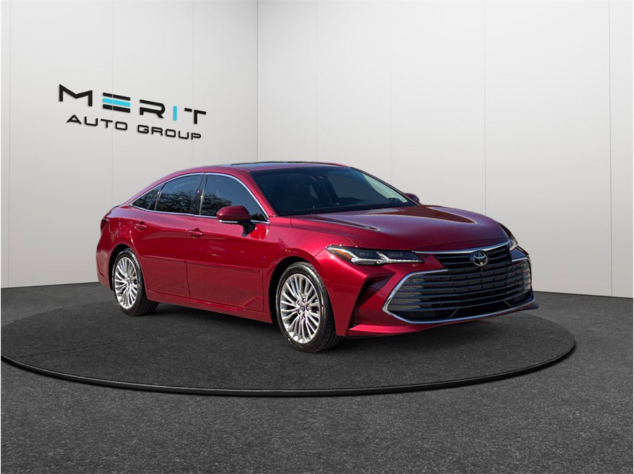 Used 2019 Toyota Avalon Limited w/ Advanced Safety Package FWD image 1