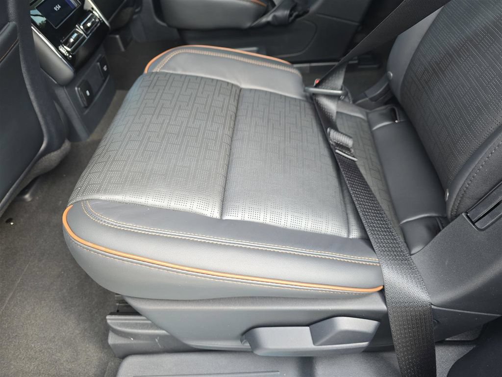 New 2025 Lincoln Aviator Black Label AWD/4WD image 19