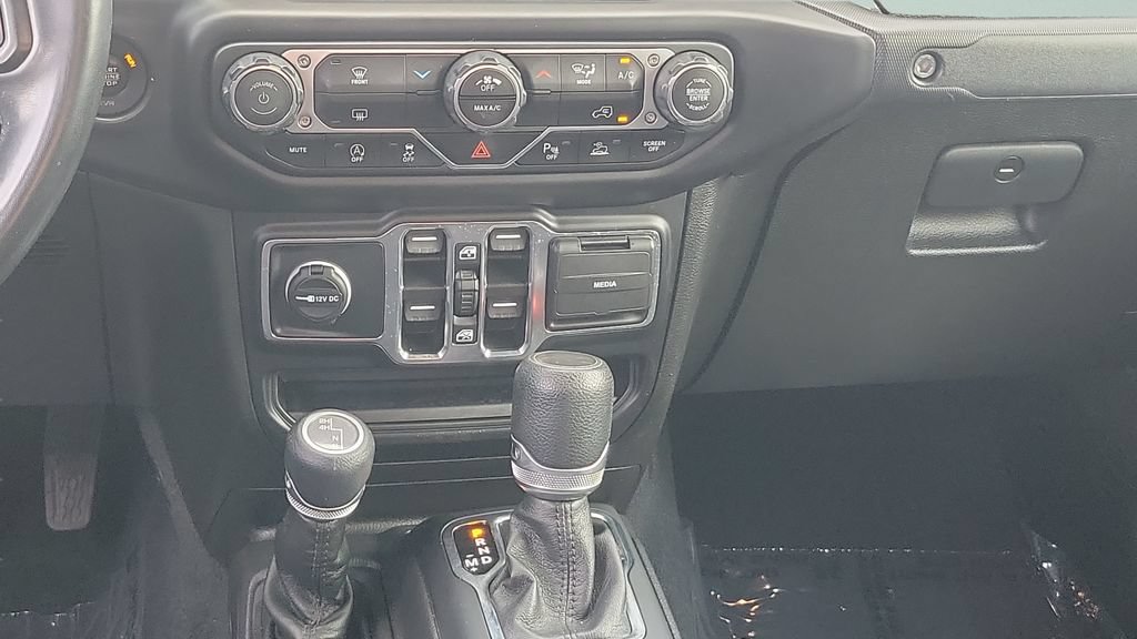Used 2022 Jeep Gladiator Sport AWD/4WD image 15