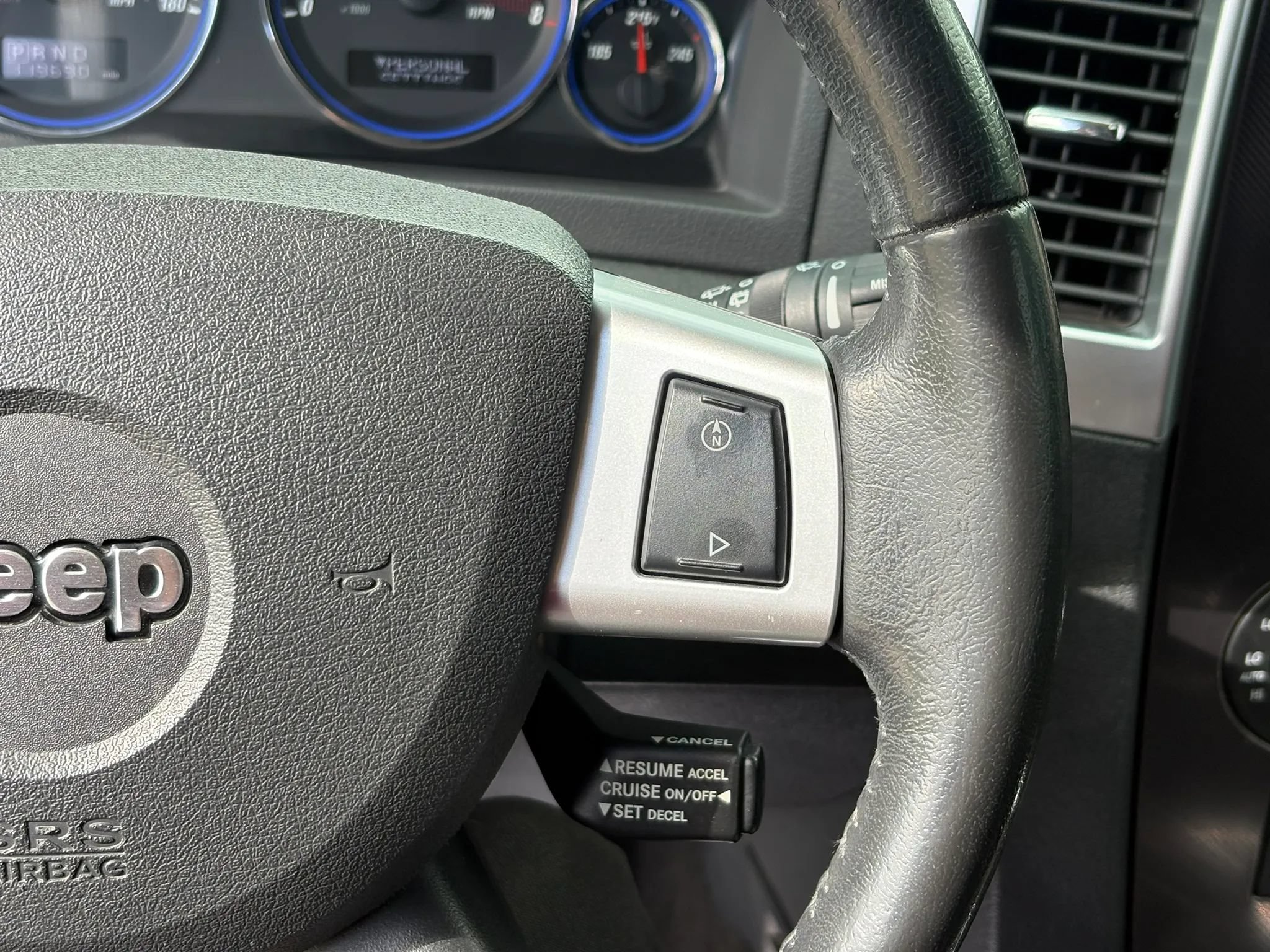Used 2008 Jeep Grand Cherokee SRT8 w/ SRT Option Group II AWD/4WD image 15