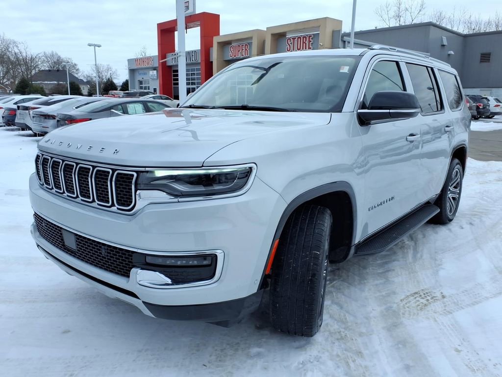 Used 2024 Jeep Wagoneer Series II w/ Flexible Seating Group RWD image 19