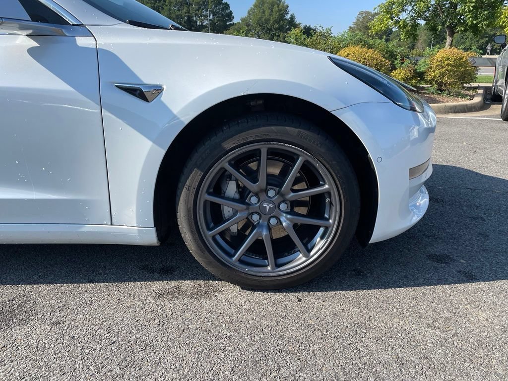 Used 2020 Tesla Model 3 Standard Range RWD image 31