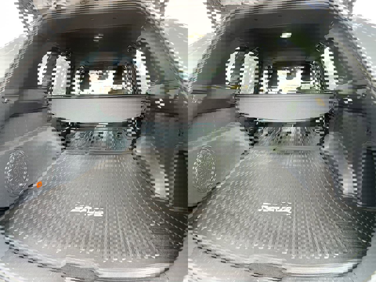 Used 2022 Toyota RAV4 XSE w/ Weather Package image 27