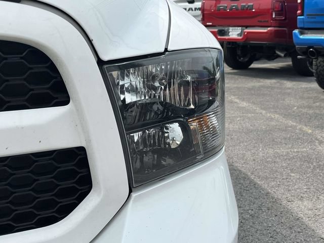 Used 2017 RAM 1500 Express w/ Express Value Package RWD image 9