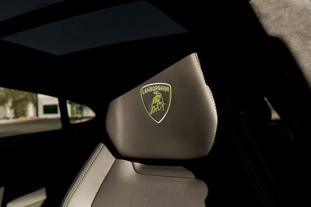 Used 2021 Lamborghini Urus image 43