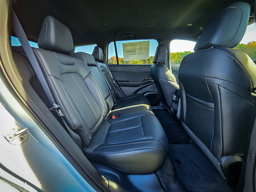 New 2026 Jeep Cherokee Limited AWD/4WD image 40
