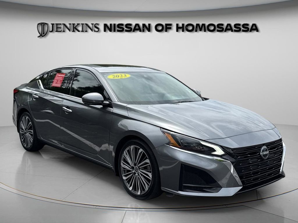 Certified 2023 Nissan Altima 2.5 SL image 1